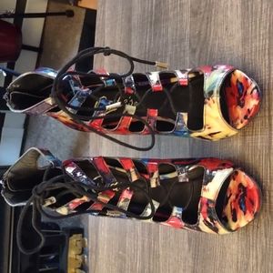 Candie's Multi Color Floral Tie Up Heels, Size 7